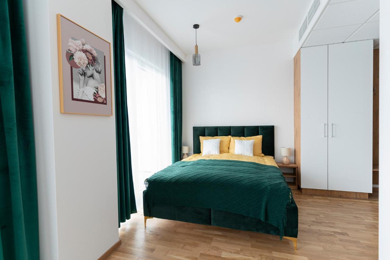 Apartamenty Wola Tower 华沙 外观 照片