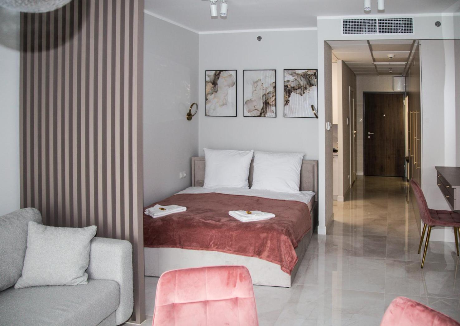 Apartamenty Wola Tower 华沙 外观 照片